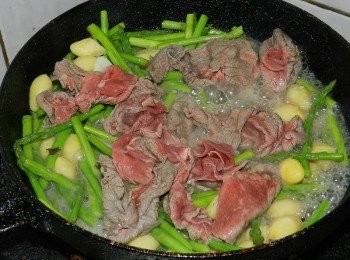 step5: 下肉片拌炒