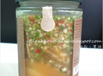 step6: 把鮑魚和醬汁放在樽內，記得要浸過面，大概雪三至四小時就可以吃。其實浸3個小時已經夠入味，不過浸過夜味道更佳！