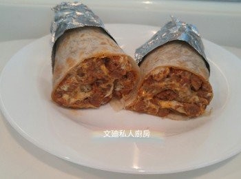 step7: 卷好後即成。
(今次製作沒有預先計劃,所以沒有準備生菜。)