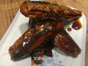 step4: 煮到<span class="group_2">醬油漬</span>杰身,可以掛住沙甸魚即可,熱食或凍食都可以,冷藏凍食都不會帶腥味。