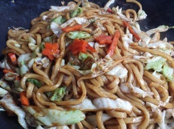 step4: 最後加入蔥段拌勻即可