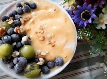 step1: 麥片和熟藜麥先用少量牛奶泡一晚