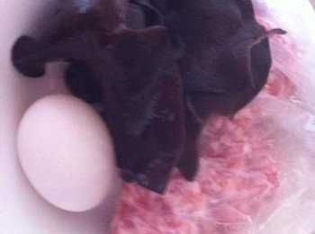 step1: 預備<span class="group_1">食材</span>