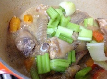 step4: 西洋芹略滾