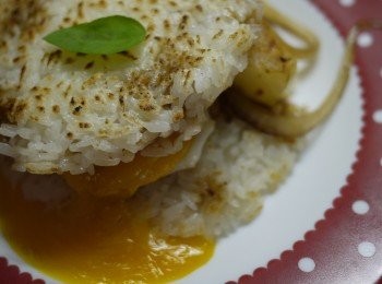 step8: 超級誘人的岩燒醬蝦米漢堡大完成!