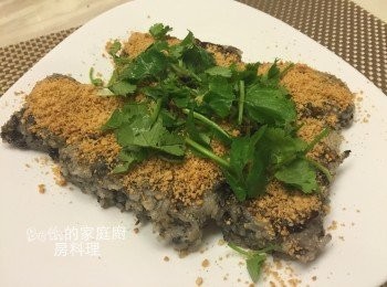 step5: 加上甜辣醬或蠔油、花生粉、香菜一起吃更好吃