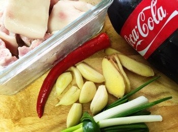 step1: 準備好<span class="group_1">食材</span>~~~