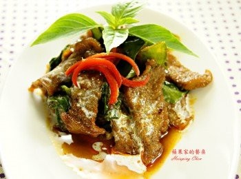 step7: 盛出擺盤，在淋上奶精球即可上桌囉