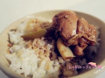 step6: 湯汁淋上白飯~真是美味