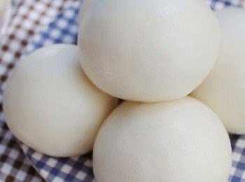 step1: 買來的饅頭，備用。