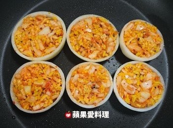 step7: 開中火，煎3分鐘。