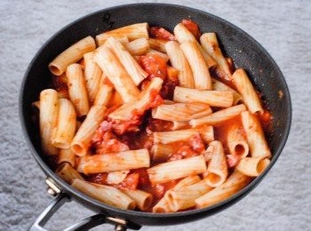 step4: 最後下適量芝士碎拌勻即成！