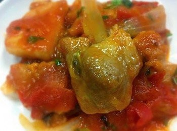 step6: 將豬排加入醬汁炒勻，再加入少許蔥花即可。