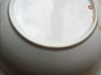 step18: 移走原來蒸肉的碗，一盤梅菜扣肉就完成了