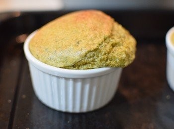 step8: 放入200度C的烤箱烤18~20分鐘，即完成。