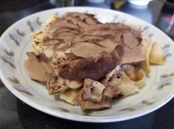 step1: 已煲過湯的豬心，放涼後切片