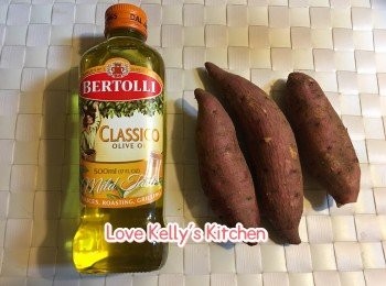 step1: 番薯去皮切條備用