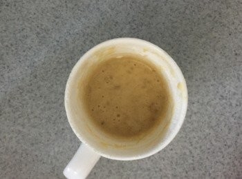 step2: 篩入粉類拌匀後。