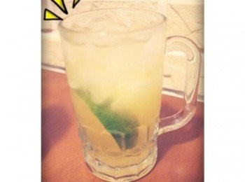 step3: 倒完之後攪拌一下就完成啦~~~ 喝個檸檬氣泡角high~~high一下吧^^"