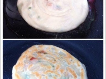 step3: 取出平底鍋抹上一層牛油，即可下鍋前後煎至金黃色即可。