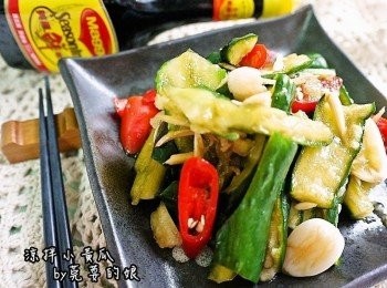 step7: 作法超簡單，每次一上桌就是秒殺 脆度還在~加上為香辣又清爽 夏天家常菜必備之一唷