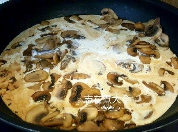 step6: 加入白汁煮滾