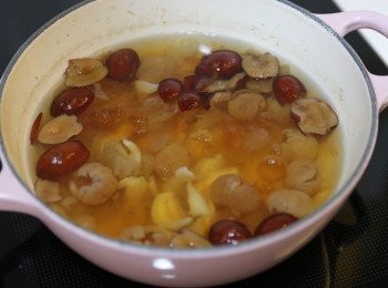 step5: 最後加入雪蓮子再煮5分鐘