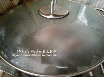 step5: 蓋上蓋轉慢火炆1小時