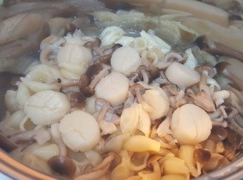 step9: 20分鐘後，蜆殼粉己完成烹煮過程。
