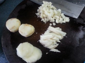 step3: 將馬蹄批去皮切碎