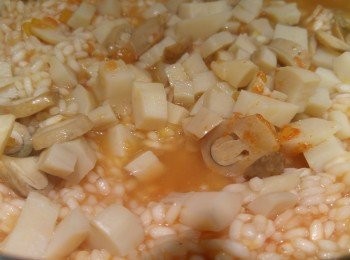 step4: 最後加入牛油和芝士炒溶後最成。