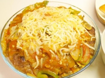 step8: 鋪好芝士後入焗爐, 220度焗10分鐘至芝士少少焦就食得~