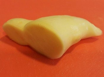 step1: 薑洗淨去皮