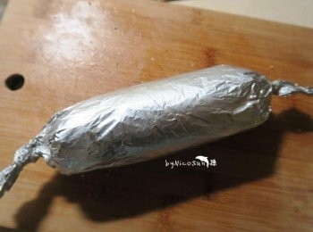 step4: 用錫箔紙捲起