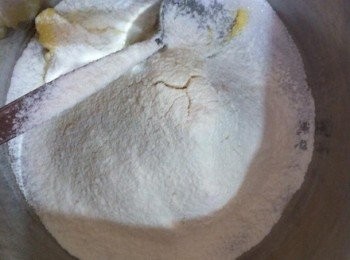 step2: 將所有材料加入。