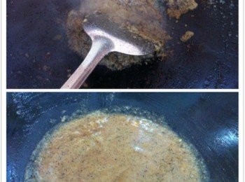 step3: 食水100ml加入黑胡椒雞精粉攪拌均勻，加入鍋內中火煮滾約2-3左右分鐘。