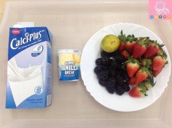 step1: 所有材料放晒落攪拌機打匀