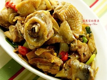 step5: 盛上盤....香噴噴的苦茶油雞上桌囉!