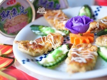 step7: 再灑上少許的義大利香料，一道精緻可口的料理完成囉!
