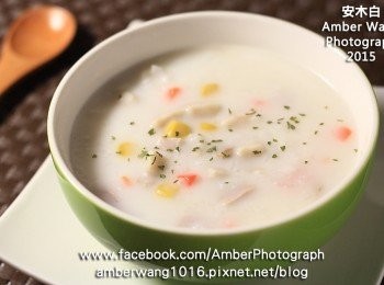 step5: 端上桌時再灑上適量洋香菜。