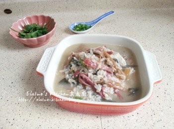 step11: 放上器皿內加入芫茜葉及蔥粒即可