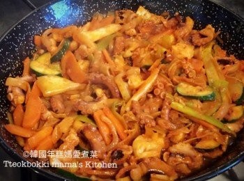 step5: 繼續炒多一會就可熄火，