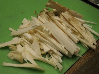 step3: 杏鮑菇切絲