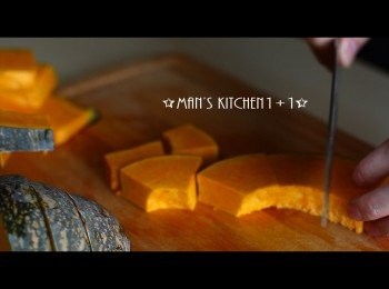 step1: 首先將南瓜洗淨後切成小塊。