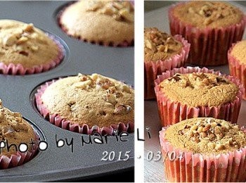 step9: 出爐的《福圓核桃馬芬糕》真的好香好香
教人垂涎欲滴啊！

淡淡的黑糖香、淡淡的桂圓香
再加上酥脆的核桃提升口感，超讚唷~