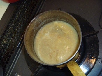 step2: 調田樂味噌.取小鍋子放入所有田樂味噌材料拌勻,開小火邊拌邊加熱,煮至原來的味噌軟度就好.