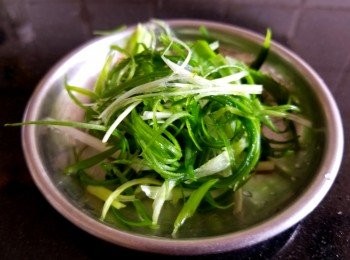 step5: 蔥花
