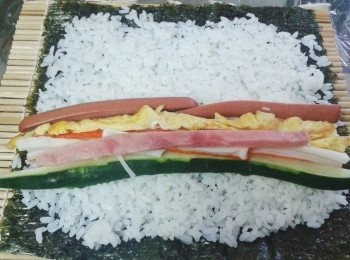 step4: 將材料放在較下方的部份排好