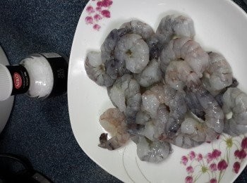 step3: 加入少許海鹽腌10分鐘