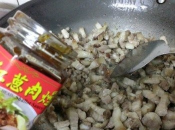 step4: 加入紅肉燥~